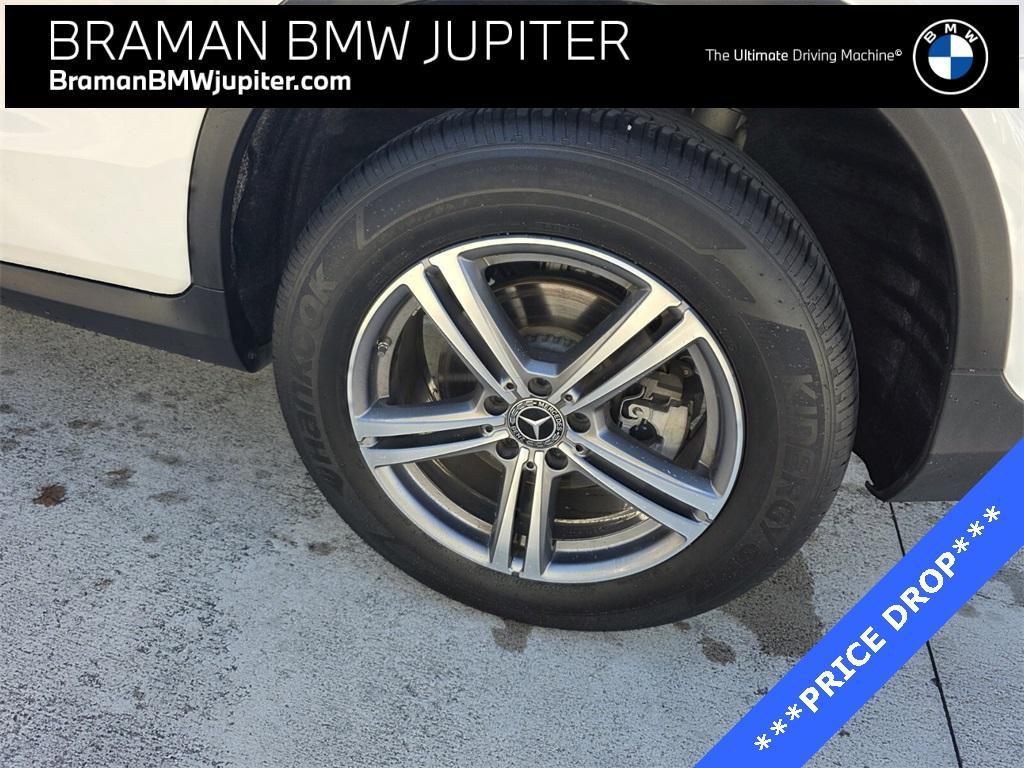 used 2022 Mercedes-Benz GLC 300 car, priced at $27,250