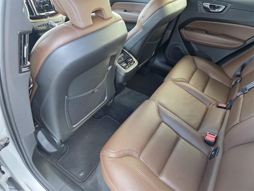 used 2021 Volvo XC60 car, priced at $33,995