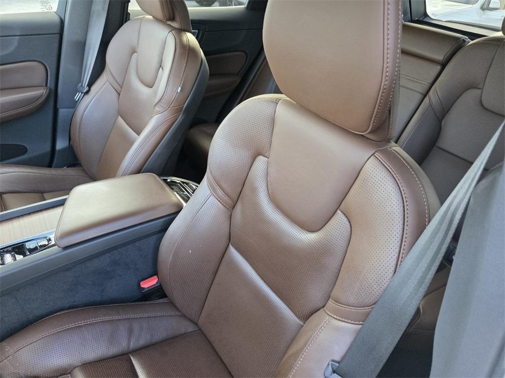 used 2021 Volvo XC60 car, priced at $33,995