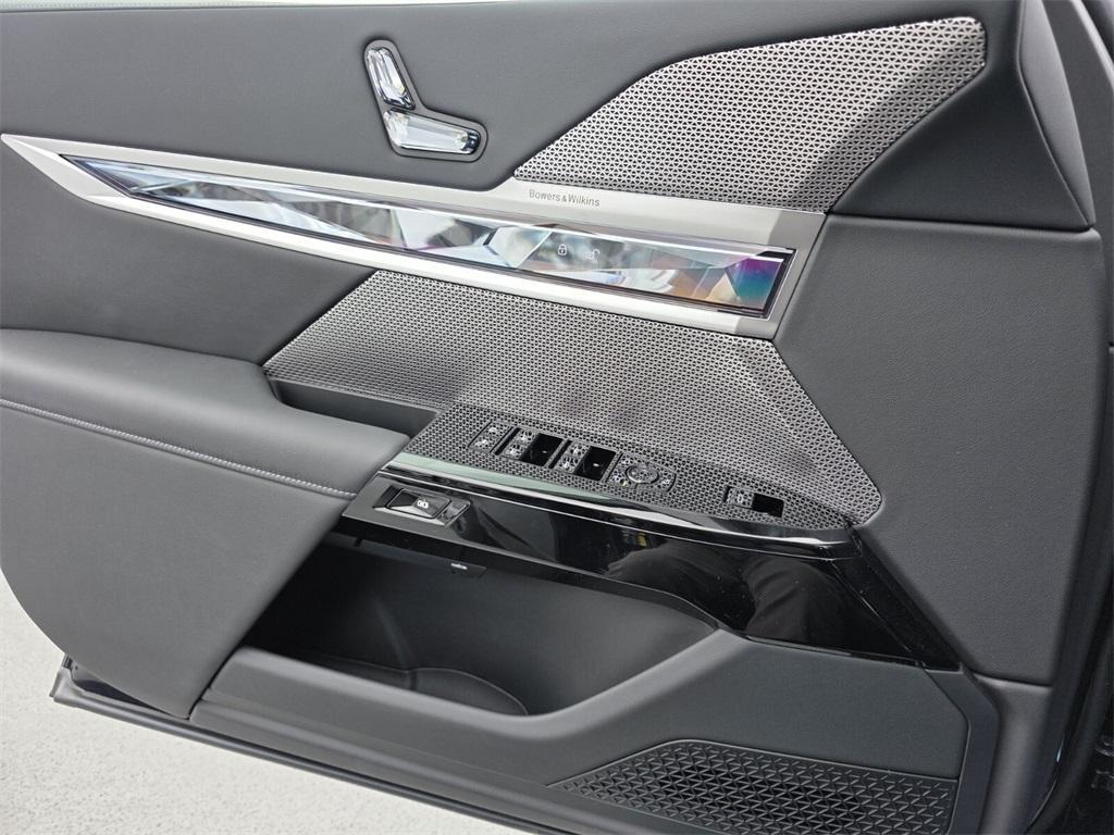 new 2026 BMW i7 car, priced at $120,490