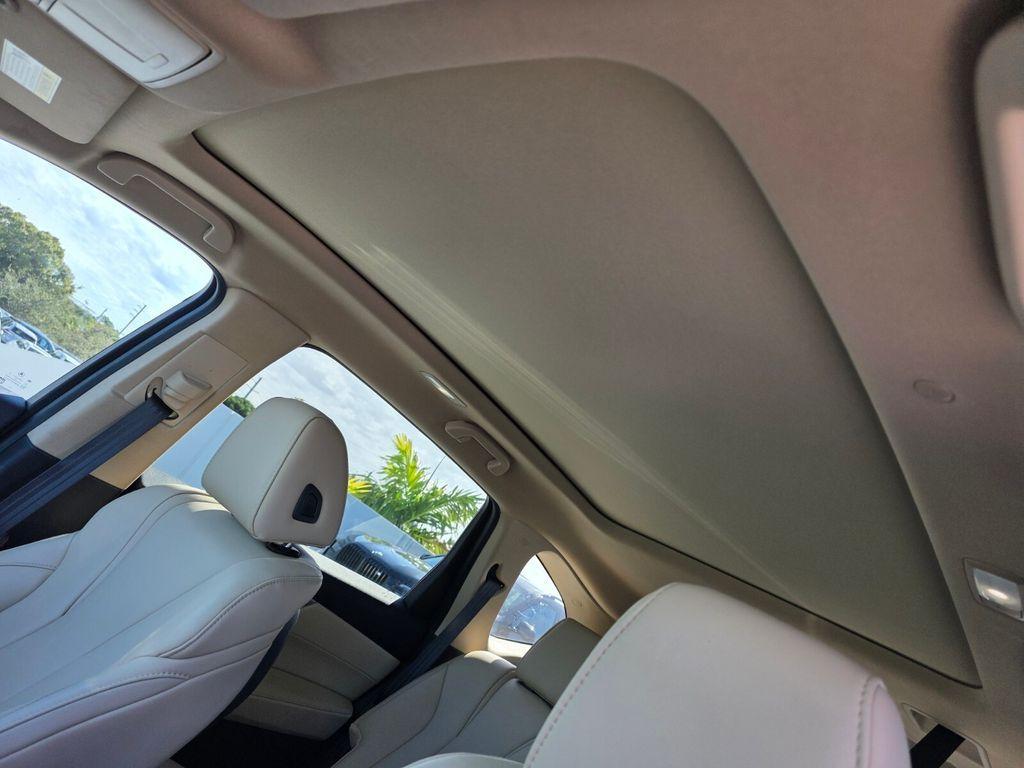 used 2024 Acura MDX car, priced at $38,999