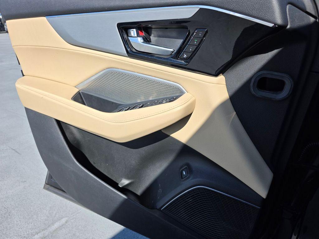 used 2024 Acura MDX car, priced at $38,999