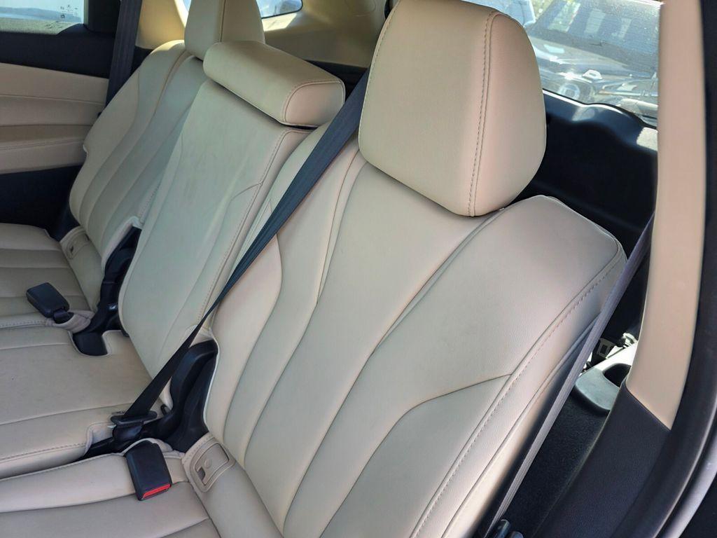 used 2024 Acura MDX car, priced at $38,999