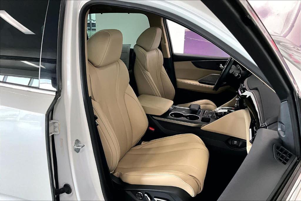 used 2023 Acura MDX car, priced at $41,217