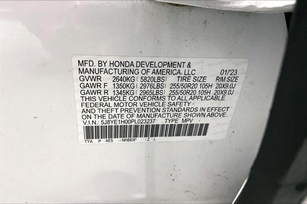 used 2023 Acura MDX car, priced at $44,117