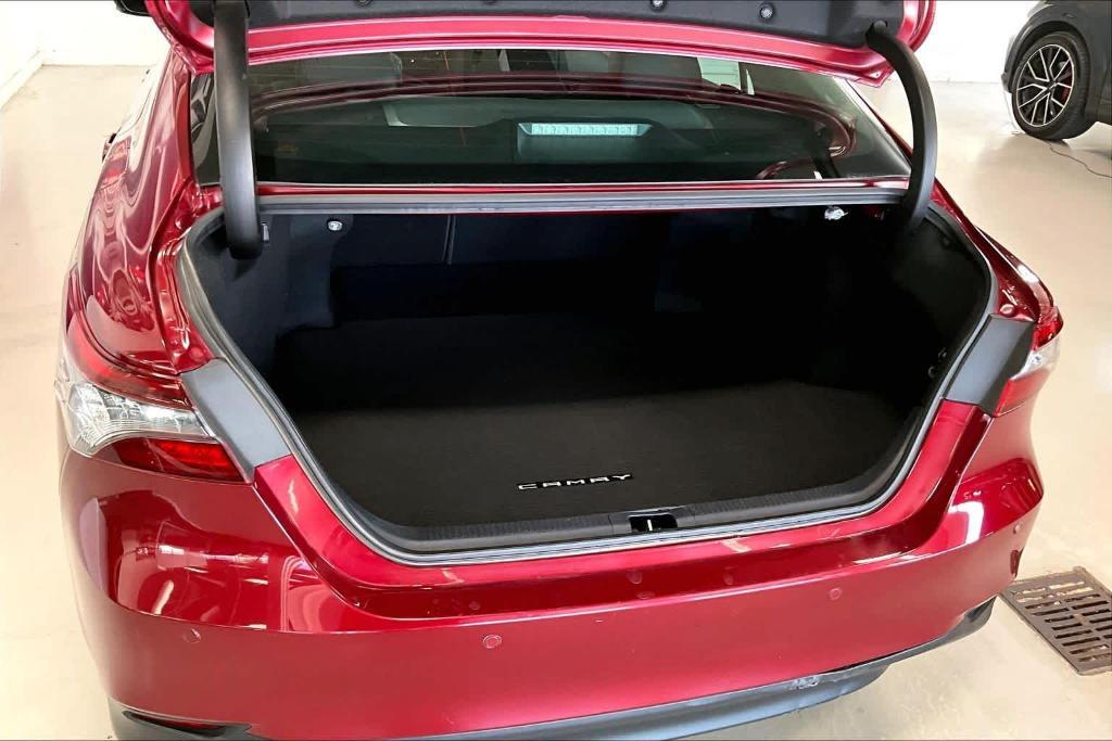 used 2022 Toyota Camry Hybrid car, priced at $26,967