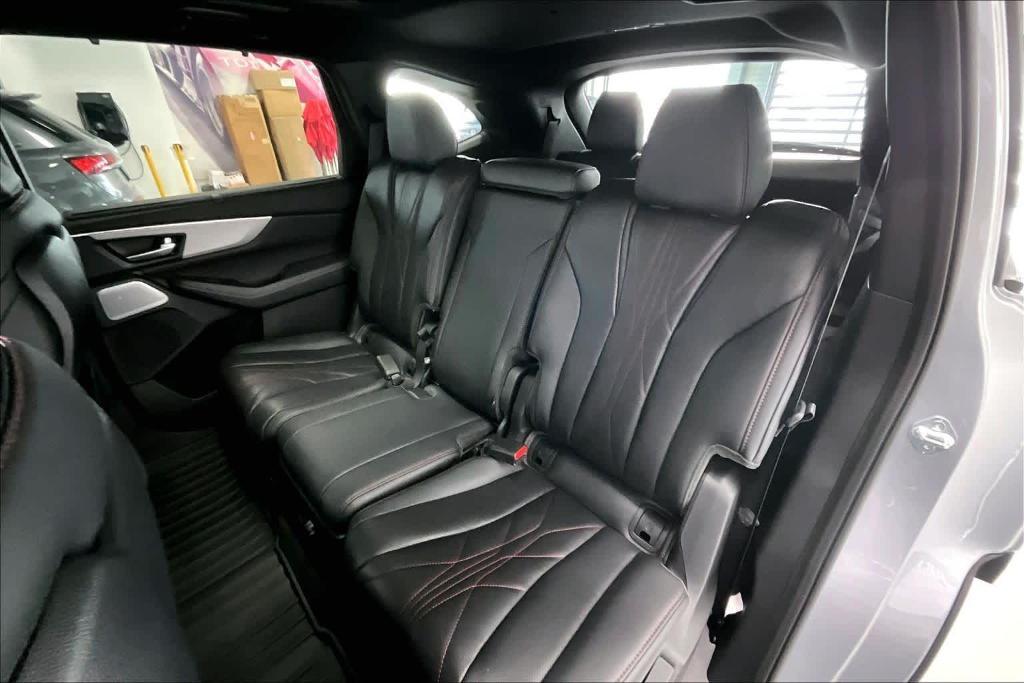 new 2026 Acura MDX car, priced at $70,350