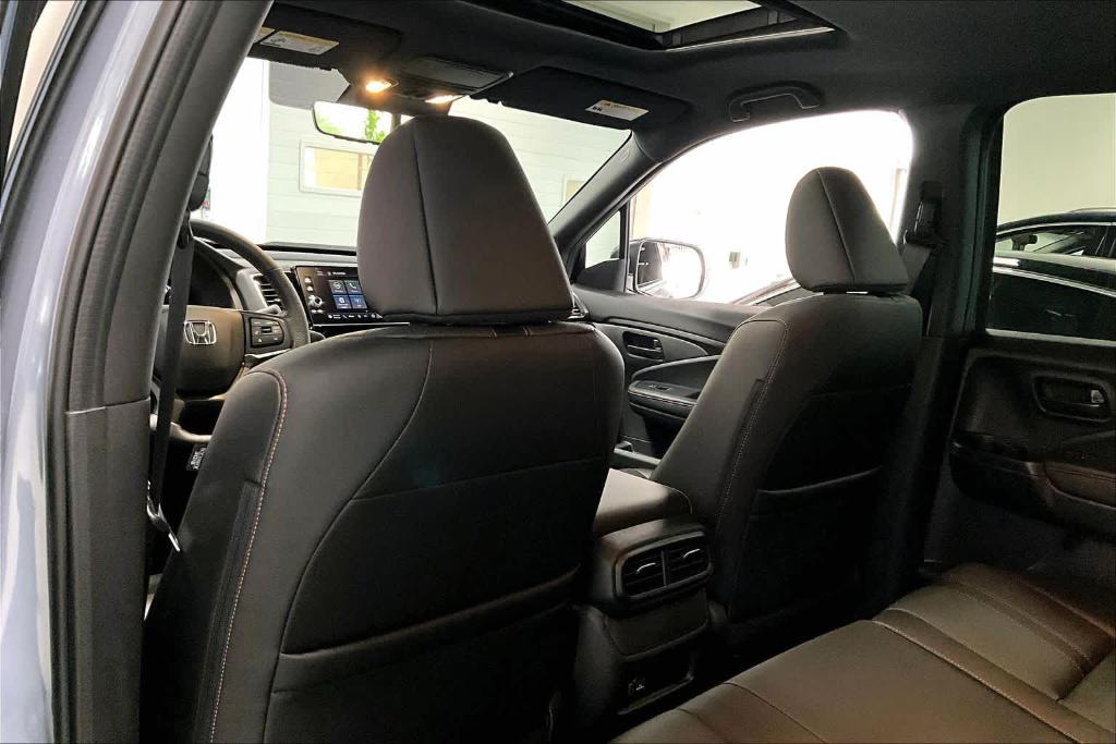 used 2025 Honda Ridgeline car, priced at $40,397