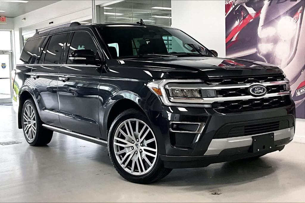 used 2024 Ford Expedition car, priced at $54,810