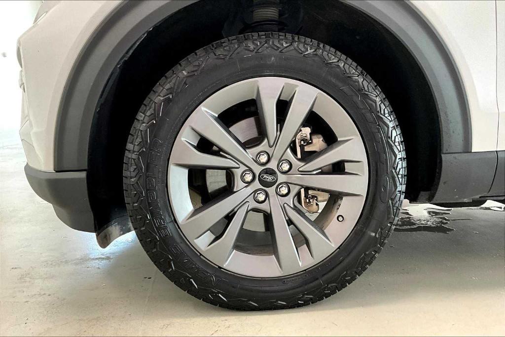 used 2021 Ford Explorer car, priced at $25,277