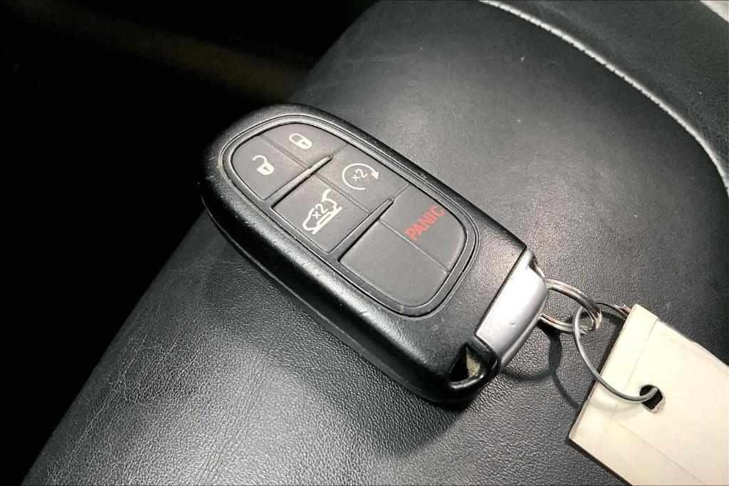 used 2014 Jeep Cherokee car, priced at $11,497