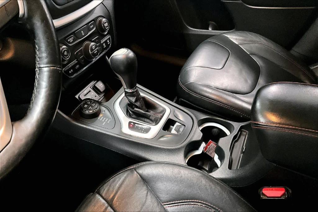 used 2014 Jeep Cherokee car, priced at $11,497