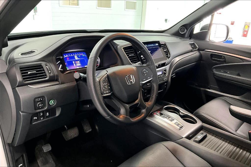 used 2022 Honda Passport car, priced at $30,447