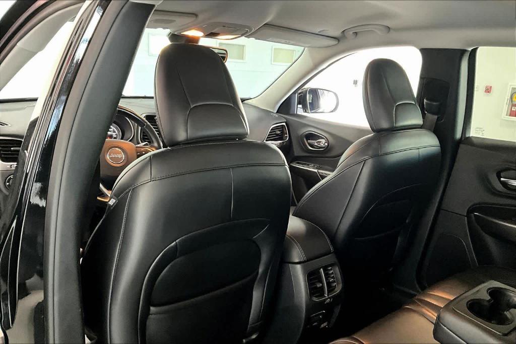 used 2020 Jeep Cherokee car, priced at $18,557