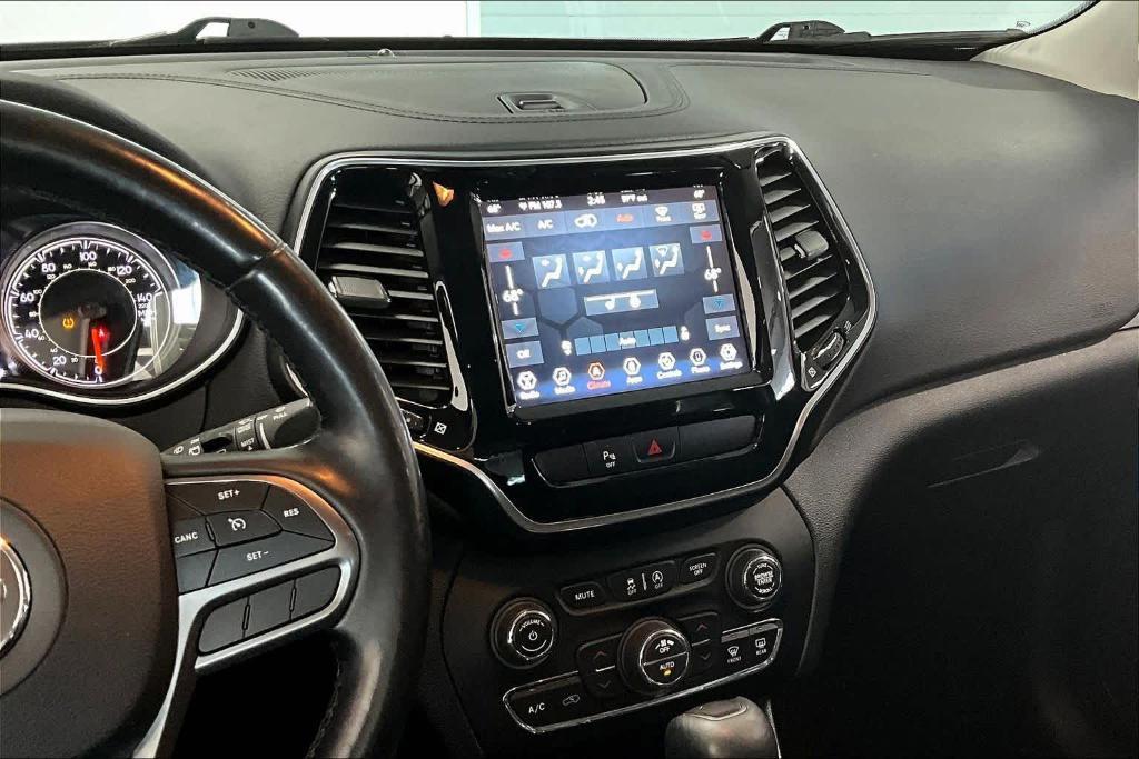used 2020 Jeep Cherokee car, priced at $18,557