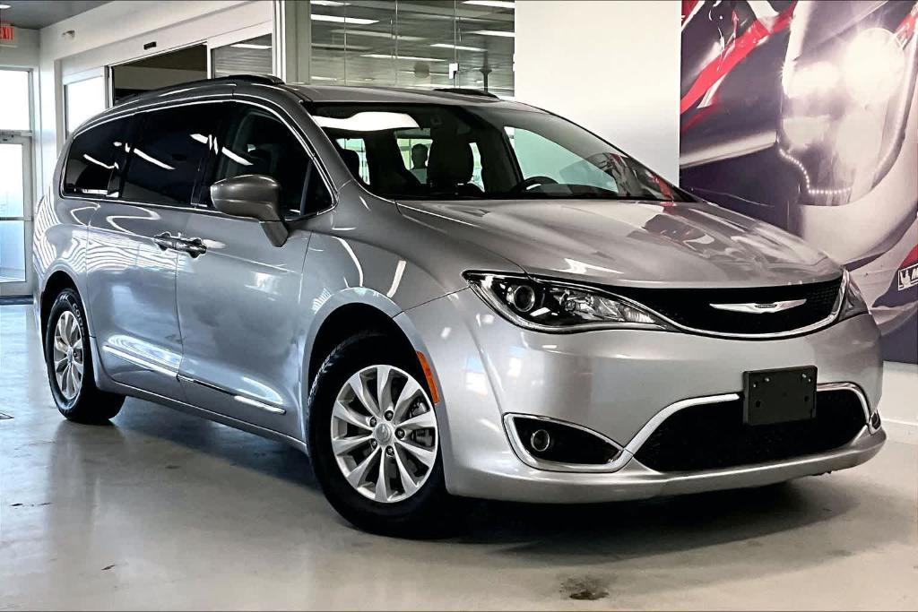 used 2017 Chrysler Pacifica car, priced at $9,697