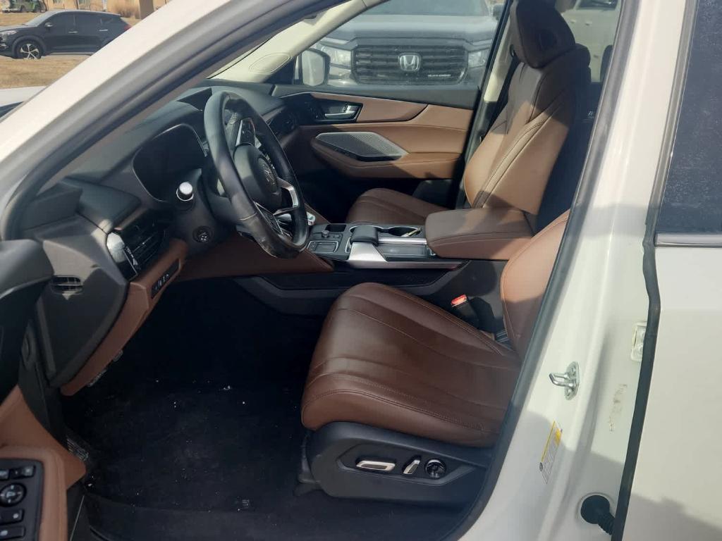 used 2022 Acura MDX car, priced at $34,317