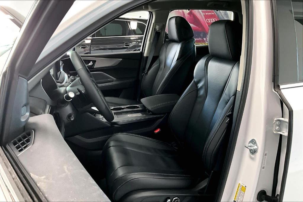 new 2026 Acura MDX car, priced at $61,350