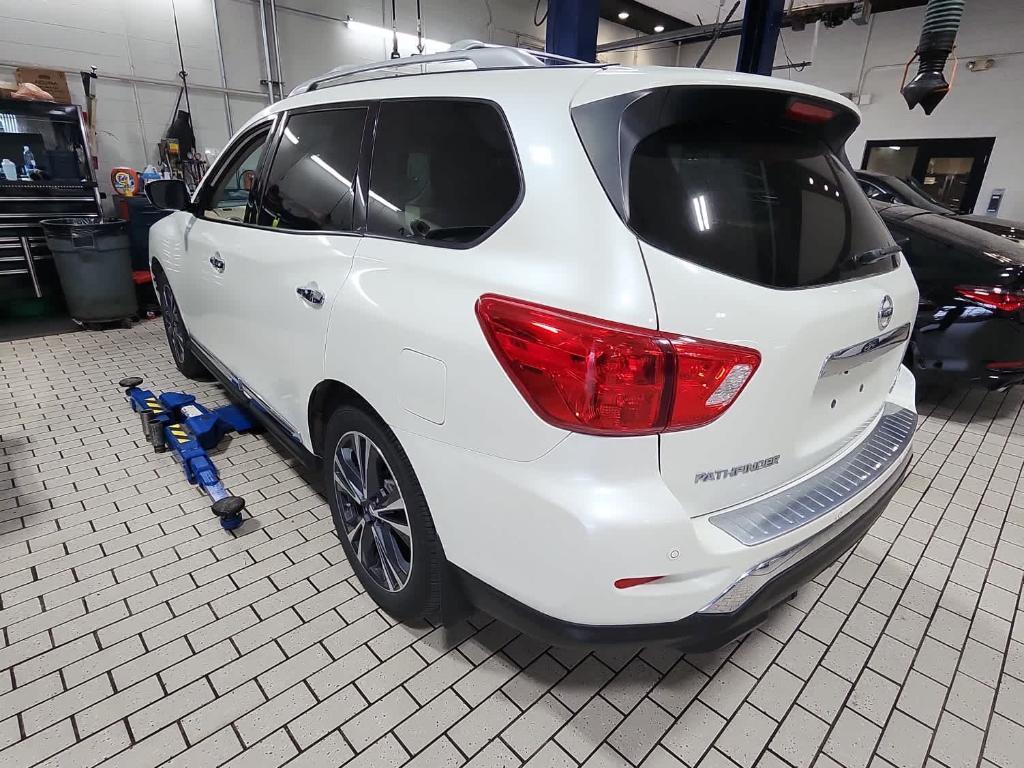used 2017 Nissan Pathfinder car, priced at $13,267