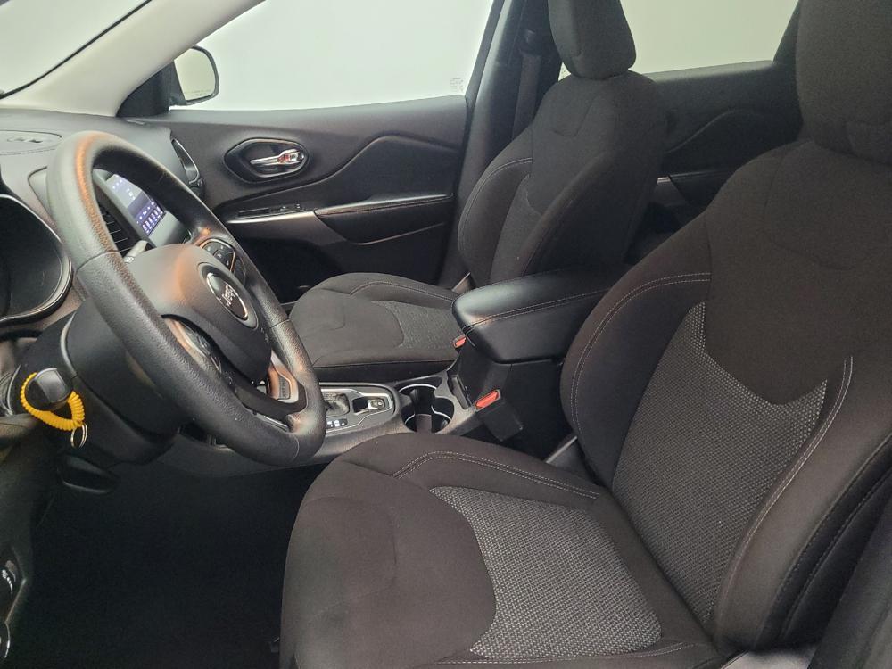 used 2019 Jeep Cherokee car, priced at $16,395