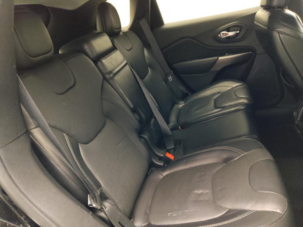 used 2019 Jeep Cherokee car, priced at $17,495