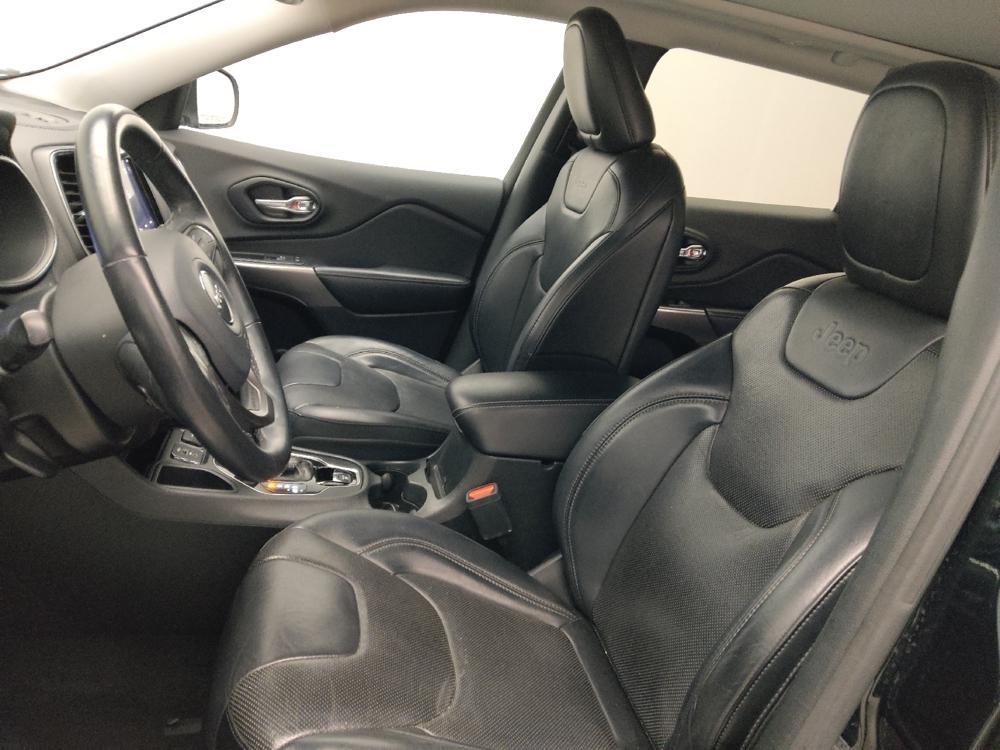 used 2019 Jeep Cherokee car, priced at $17,495