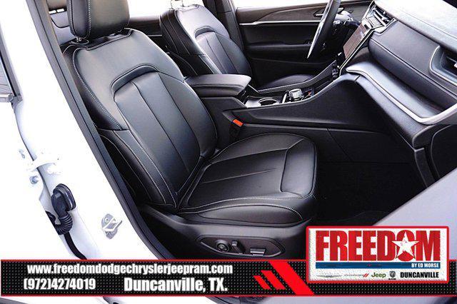 new 2025 Jeep Grand Cherokee L car, priced at $42,168