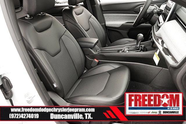 new 2025 Jeep Compass car, priced at $25,118