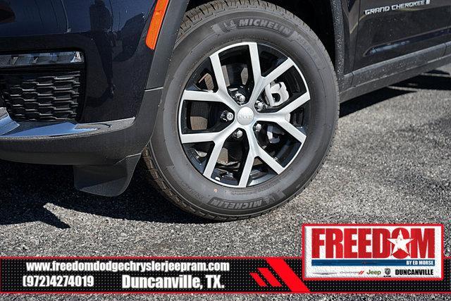 new 2024 Jeep Grand Cherokee L car, priced at $42,988