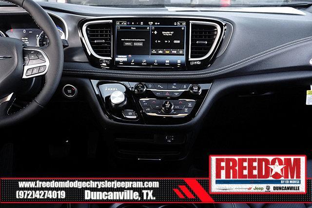 new 2026 Chrysler Pacifica car, priced at $38,361