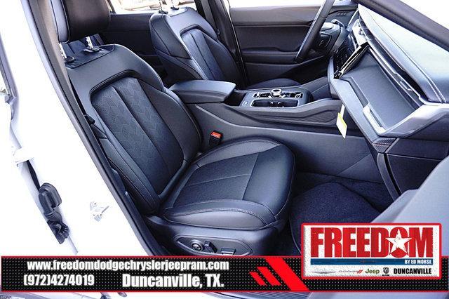 new 2026 Jeep Cherokee car, priced at $40,502