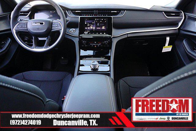 new 2025 Jeep Grand Cherokee car, priced at $32,883