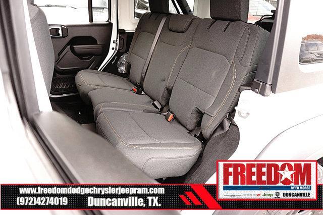 new 2026 Jeep Wrangler car, priced at $40,197