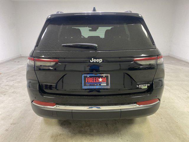 new 2025 Jeep Grand Cherokee car, priced at $37,546