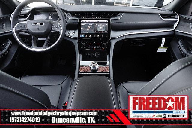 new 2025 Jeep Grand Cherokee L car, priced at $42,847