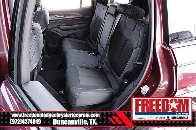 new 2026 Jeep Grand Cherokee car, priced at $39,633