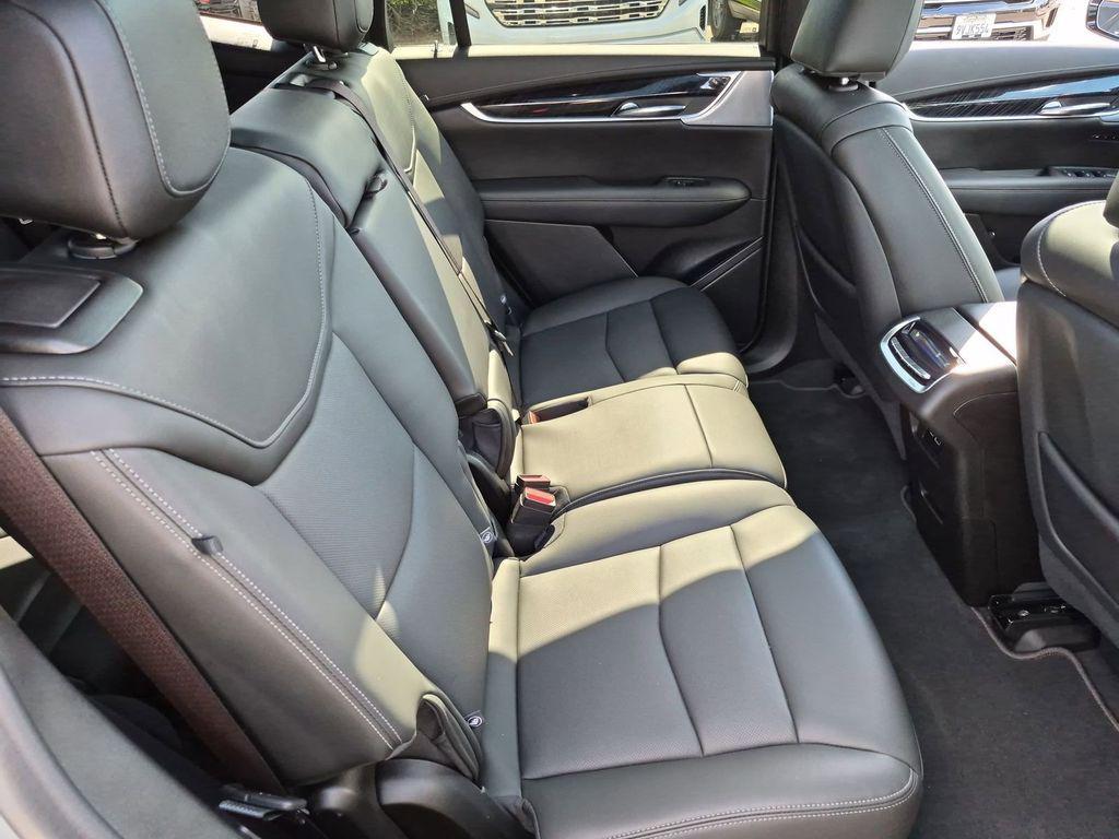 used 2025 Cadillac XT6 car, priced at $48,498