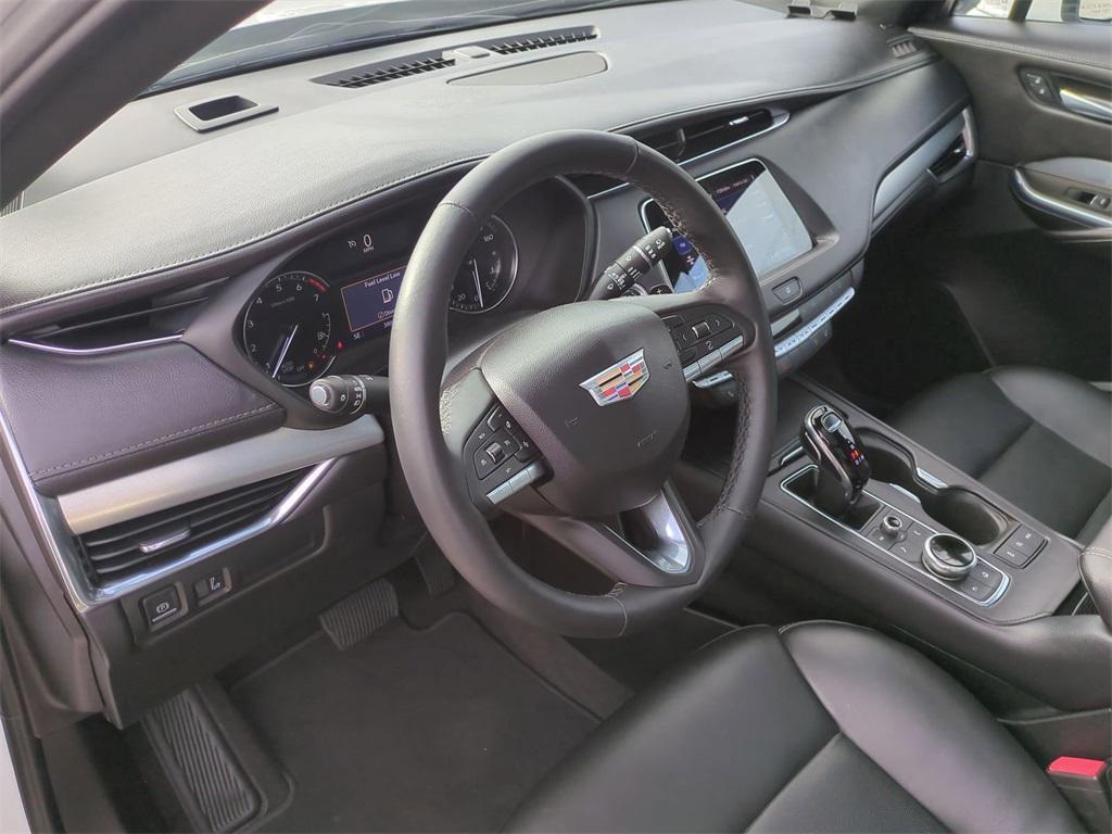 used 2022 Cadillac XT4 car, priced at $24,998