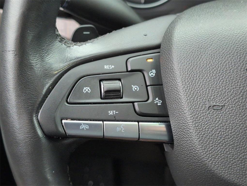 used 2023 Cadillac XT4 car, priced at $26,888