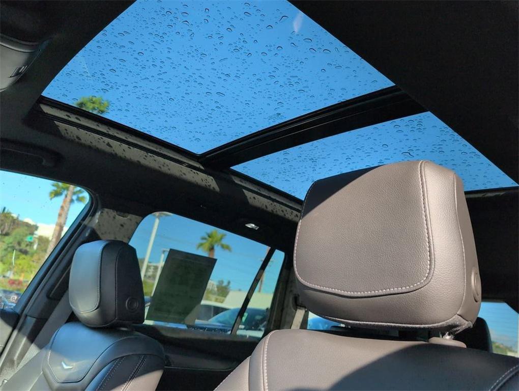 used 2025 Cadillac XT6 car