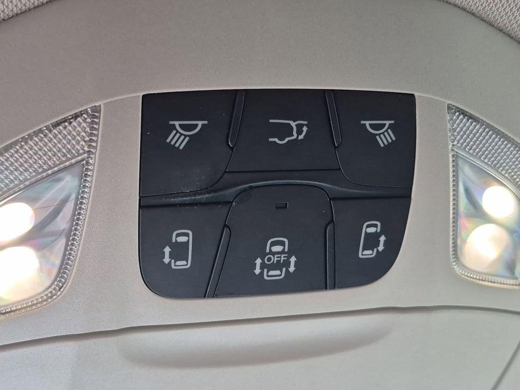 used 2023 Chrysler Pacifica car, priced at $22,998