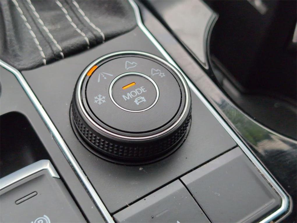 used 2022 Volkswagen Atlas Cross Sport car, priced at $25,000