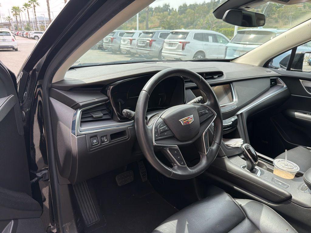 used 2018 Cadillac XT5 car, priced at $19,998