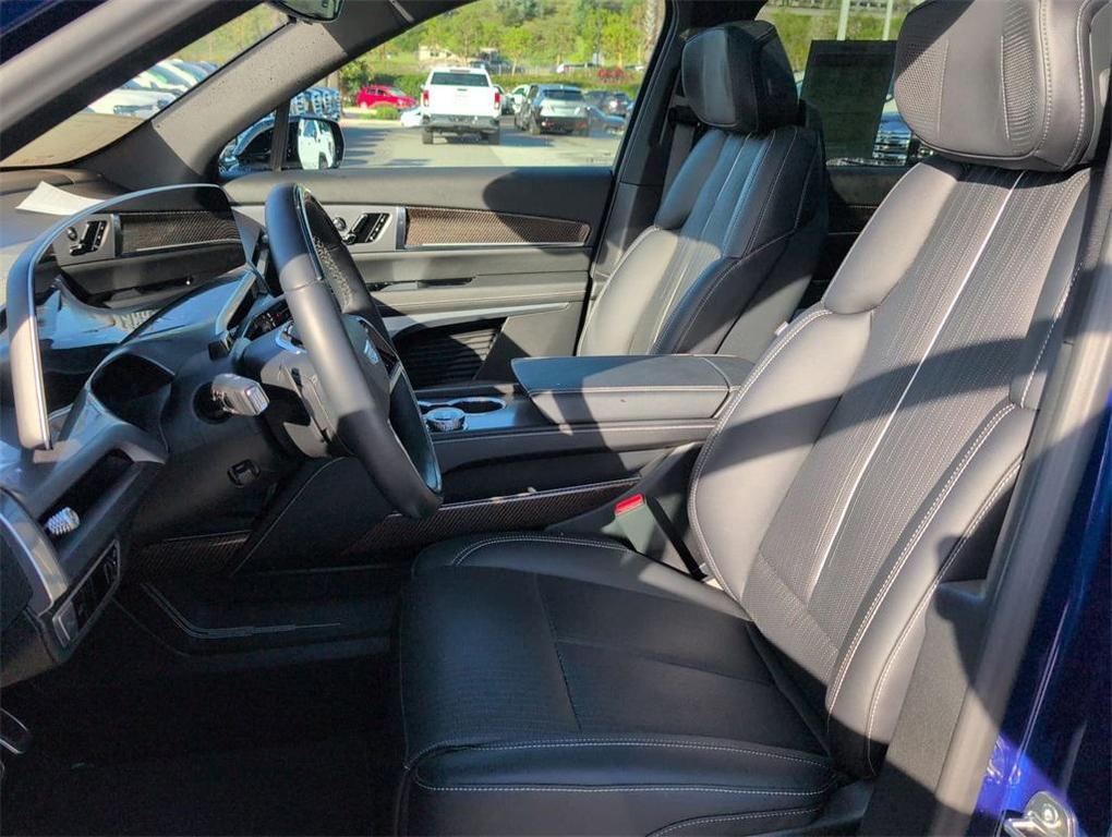 used 2026 Cadillac VISTIQ car