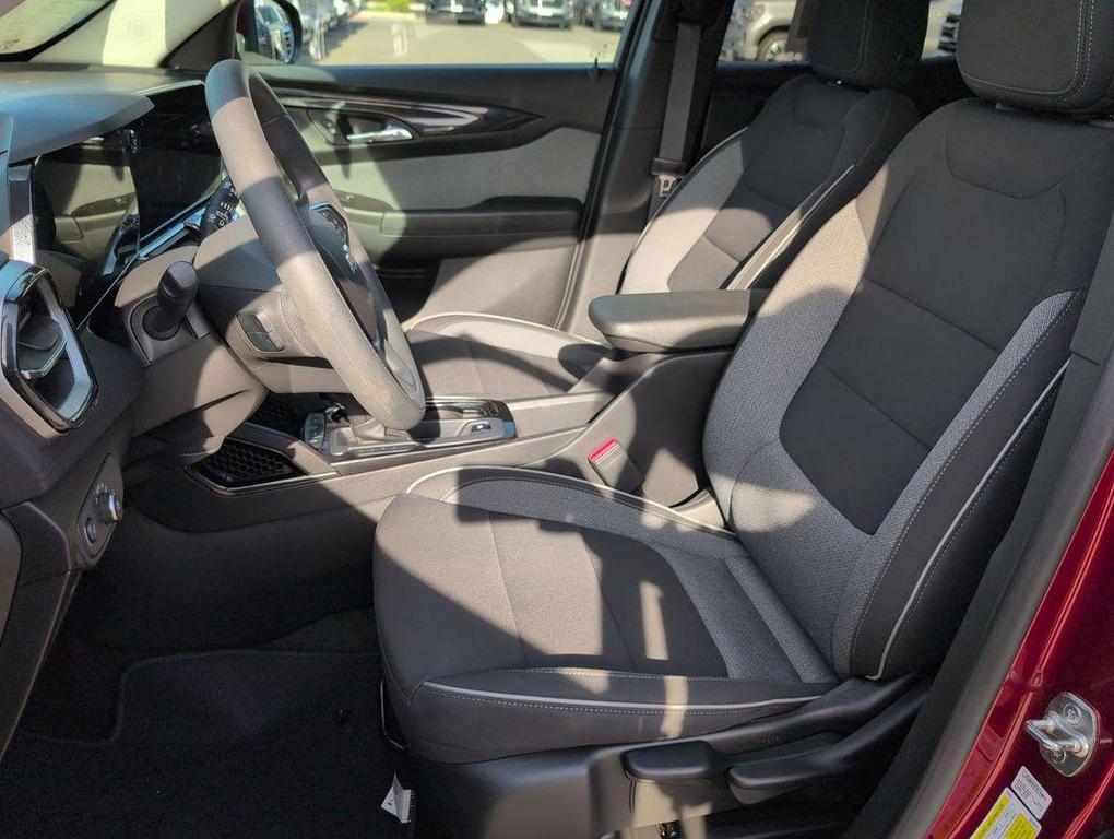 used 2024 Chevrolet TrailBlazer car, priced at $21,498