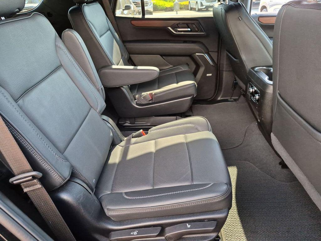 used 2025 GMC Yukon car, priced at $69,498