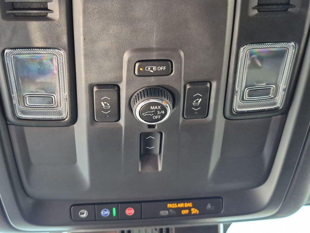 used 2025 GMC Yukon car, priced at $69,498