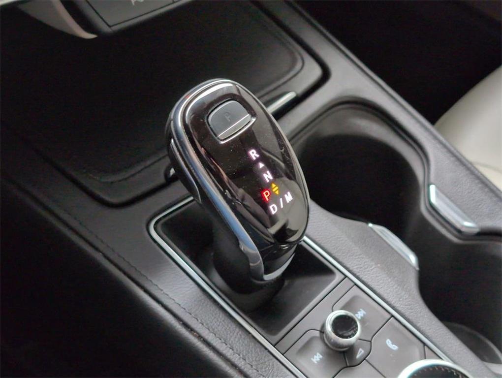 used 2023 Cadillac XT4 car, priced at $25,888