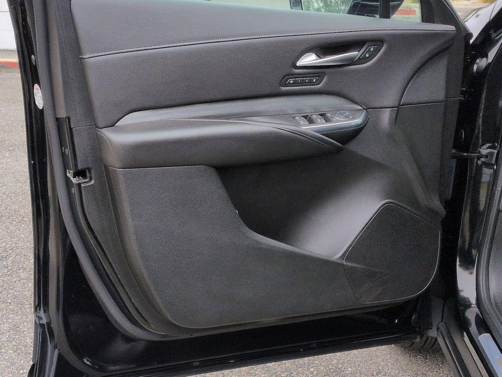 used 2024 Cadillac XT4 car, priced at $28,920