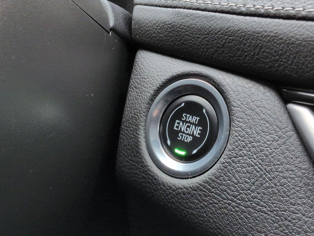 used 2024 Cadillac XT4 car, priced at $28,920